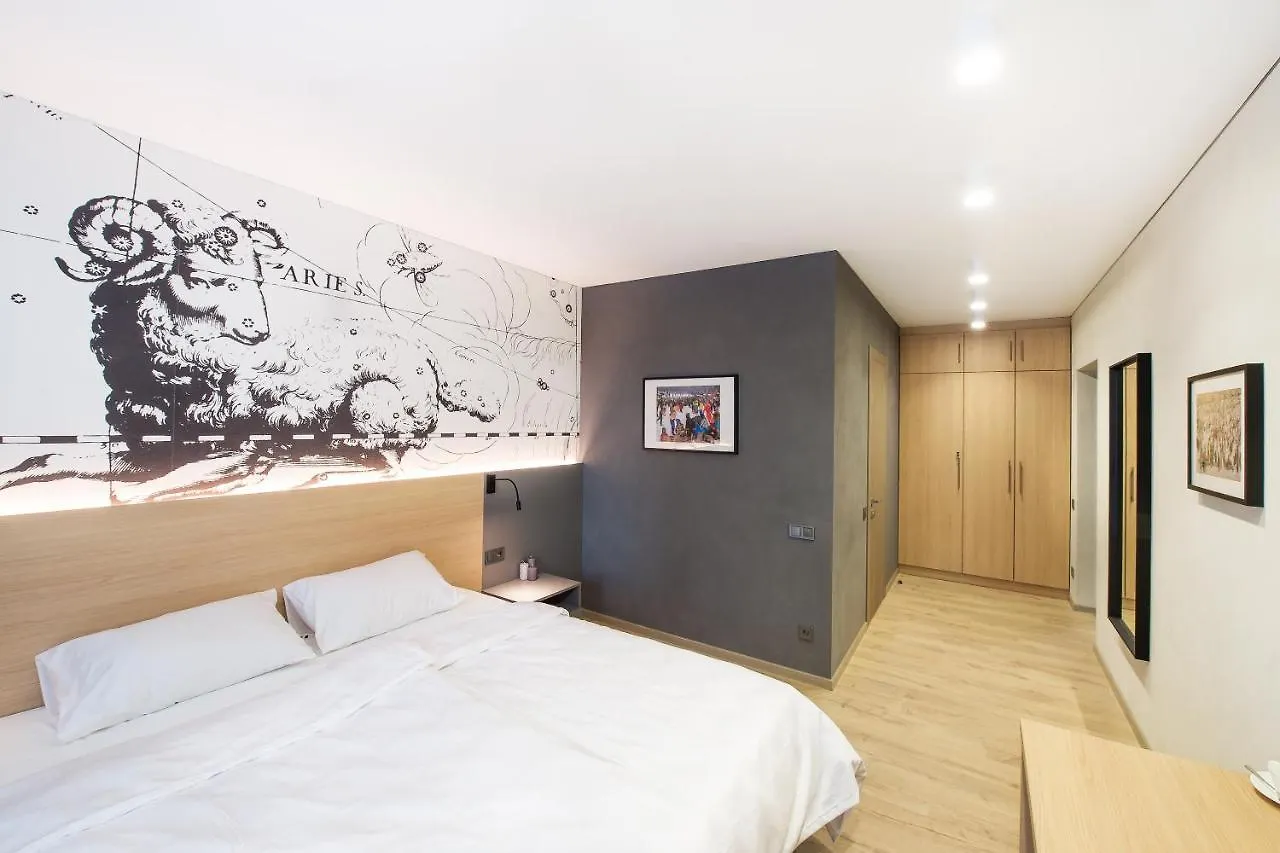 شقة فندقية كييف Orion Apartments أوكرانيا